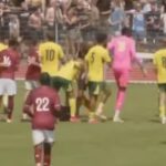 Violente altercation lors d’un match amical : une arbitre de Ligue 2 projetée au sol.
