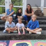 Alsace Bossue : une œuvre collective met en lumière les droits des enfants en France.