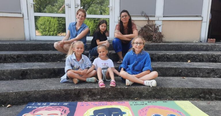 Alsace Bossue : une œuvre collective met en lumière les droits des enfants en France.