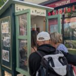 Boîte à livres à Lyon : tensions croissantes entre habitants et usagers dans le quartier.