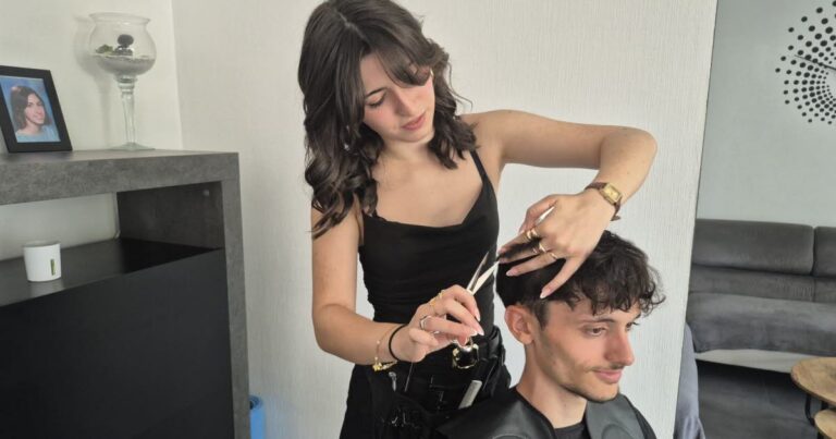 Fanny Vega, coiffeuse à Illzach, remporte un prix national pour son talent.