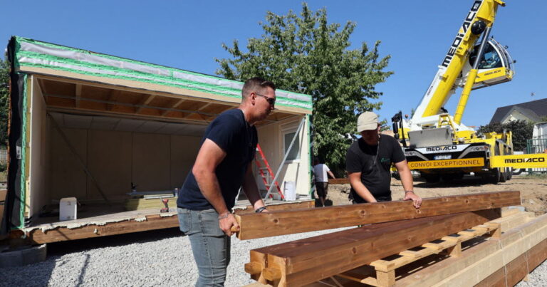 Modules en bois recyclés utilisés pour l’accueil périscolaire à Gries et Kappelen.