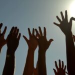 Société civile en France : les associations essentielles à la démocratie en question.