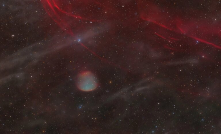 Découverte d’une nouvelle nébuleuse planétaire par des astronomes amateurs en France