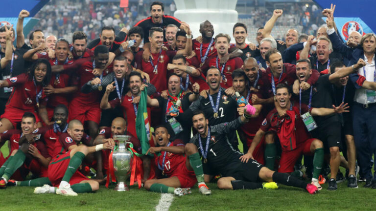 Le Portugal remporte le championnat d’Europe après sa victoire contre la France.