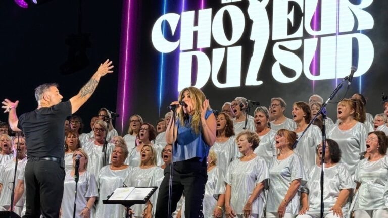 La tournée « Ça, c’est le Sud » avec Julie Zenatti et le Chœur du Sud à Arles.