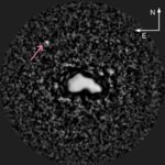 Découverte d’un astéroïde à trois têtes dans le système solaire avec une petite lune.
