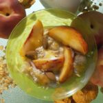 Quinoa aux pêches et aux amandes : une alternative saine pour les régimes alimentaires équilibrés