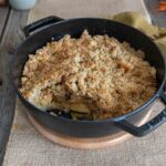 Recette de crumble aux pommes : une préparation simple pour un dessert traditionnel.