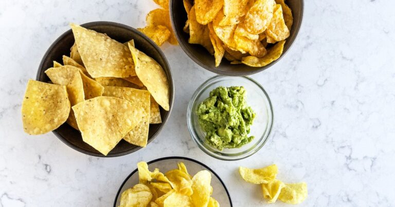 Recette de chips de tortillas maison au four pour une cuisson saine et croustillante