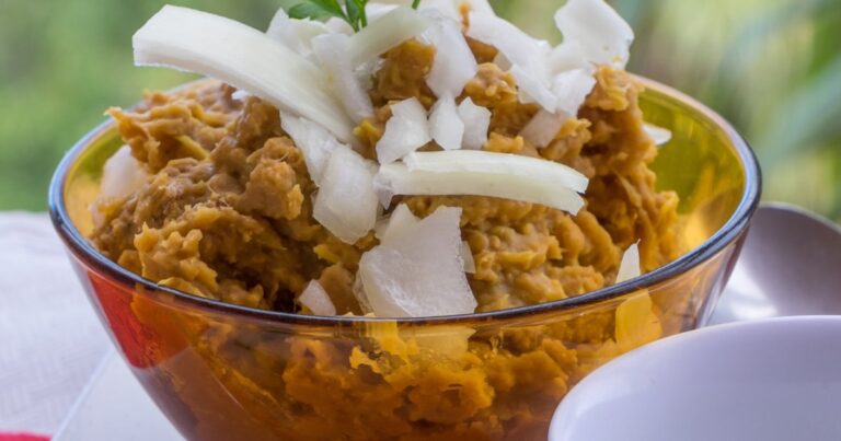 Recette traditionnelle de gofio escaldado des îles Canaries pour une cuisine locale authentique