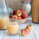 Jus de pommes maison pasteurisé : méthode simple de conservation pour plusieurs mois