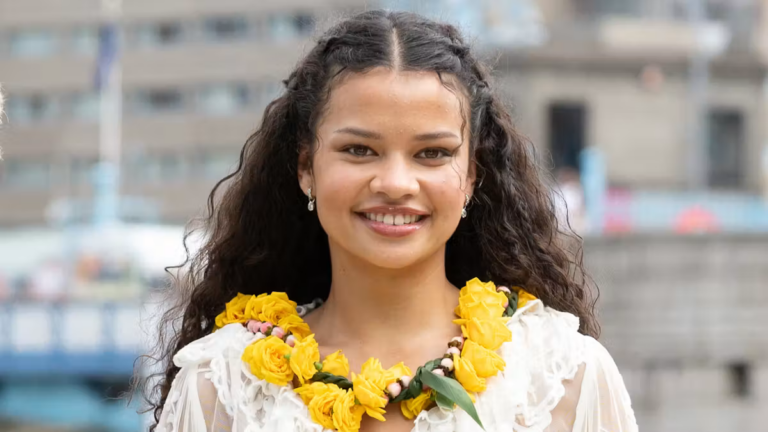 Catherine Laga’aia évoque l’héritage de son père pour les artistes issus de la diversité.