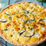 Scarpaccia de courgettes : recette facile pour un dîner savoureux en famille.