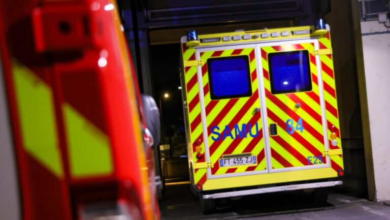 Un jeune homme de 22 ans décède dans un accident de voiture en conduisant une Mercedes.