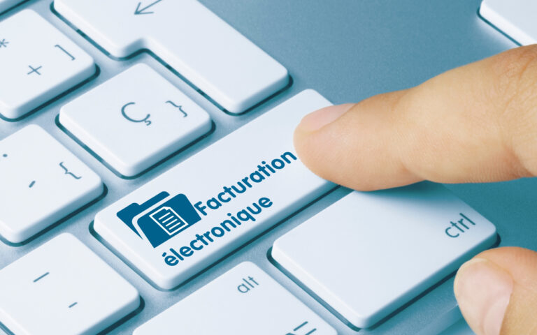 Facturation électronique : 38 % des entreprises françaises non prêtes, tolérance de l’État jusqu’à fin d’année.