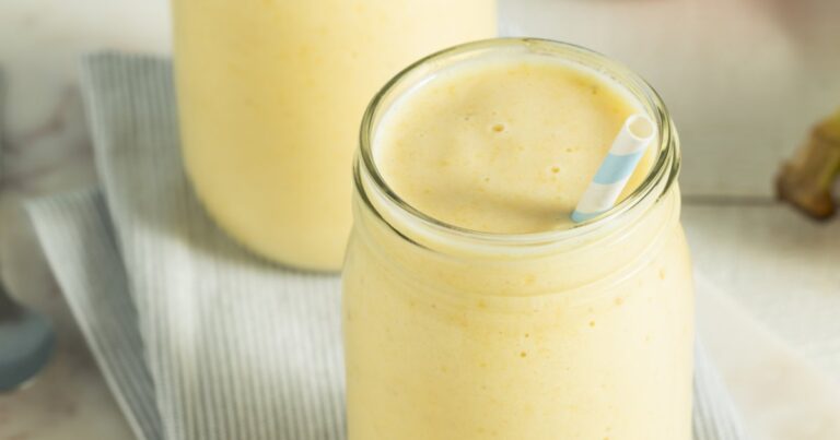 Recette de smoothie à la pêche : une option saine pour les amateurs de boissons fraîches.