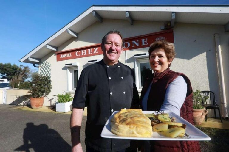 Vacances dans les Landes : Chez Simone, un restaurant emblématique de la gastronomie locale.