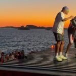 Soprano et TK dévoilent un clip filmé sur la Corniche, mettant en avant Marseille.