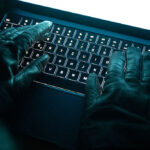Surveillance en Grèce : un fabricant de logiciels espions relance le scandale.