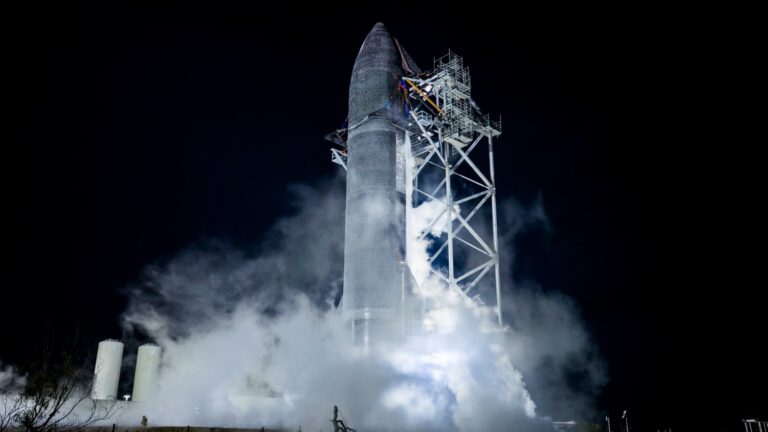 SpaceX annonce le 13e vol test du Starship pour évaluer ses performances.