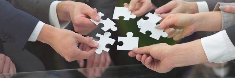 Oracle introduit Fusion Apps et IA agentique pour renforcer la collaboration entre métiers et développeurs.