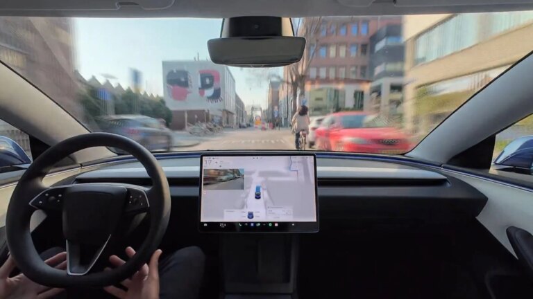 La France interdit la conduite autonome, affectant les projets de Tesla en Europe.