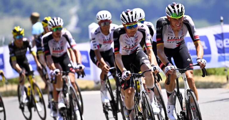 Tour de France : La stratégie d’UAE Team Emirates-XRG suscite des réactions mitigées