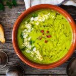Gaspacho de courgettes : la recette de Guy Savoy révélée par Laurent Mariotte