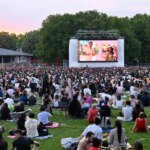 Cinéma en plein air à Paris : projections estivales du quai Branly à La Villette