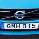 Volvo Cars abandonne son objectif de ventes, réajustant sa stratégie commerciale.