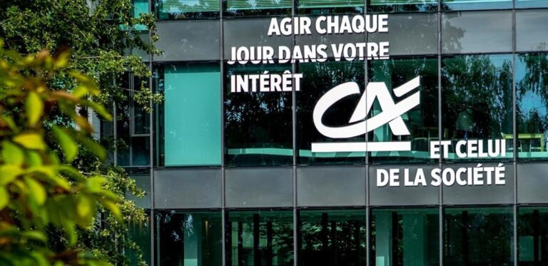 Le Crédit Agricole introduit un stablecoin en euro pour faciliter les transactions numériques.