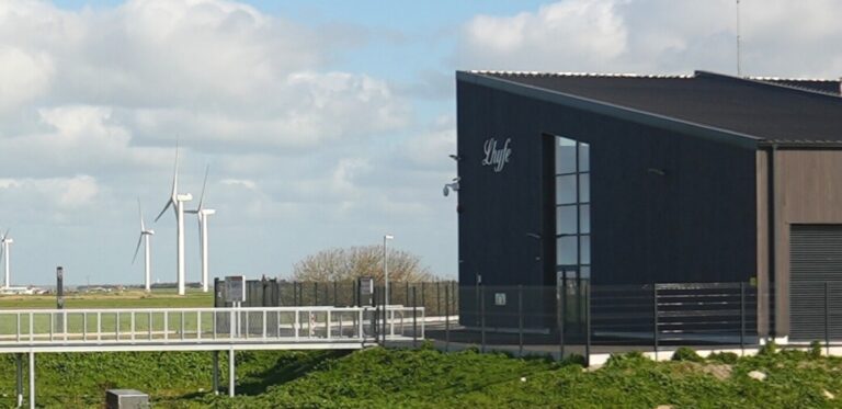 Lhyfe accueille l’allemand Messer au capital de ses sites de production en France.