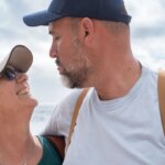 Vacances : un pays interdit les casquettes, amendes jusqu&rsquo;à 2 800 euros pour les touristes.