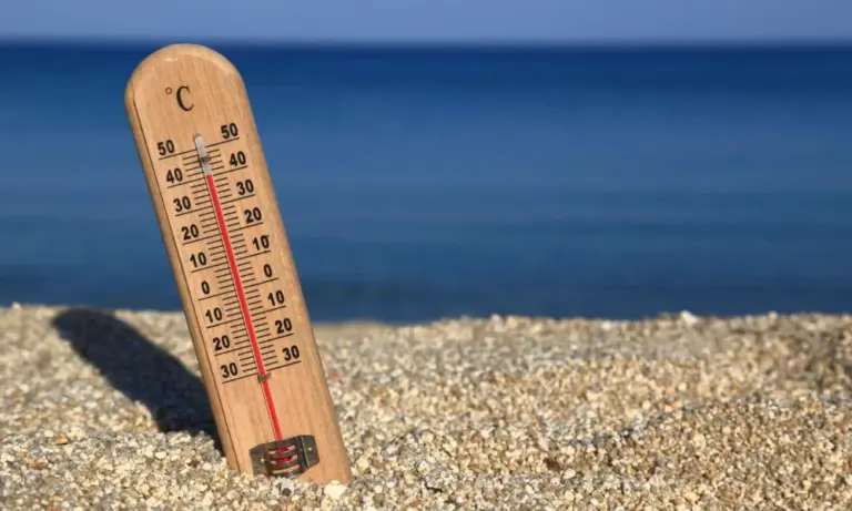 Vague de chaleur affecte plusieurs provinces jusqu’à samedi, avertit Météo France.