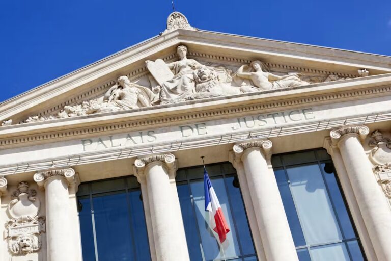 Violences sexuelles dans le périscolaire à Paris : un ex-animateur condamné pour abus.