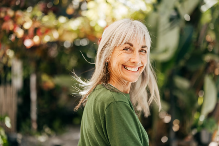 Étude américaine identifie une vitamine essentielle pour vieillir en bonne santé.