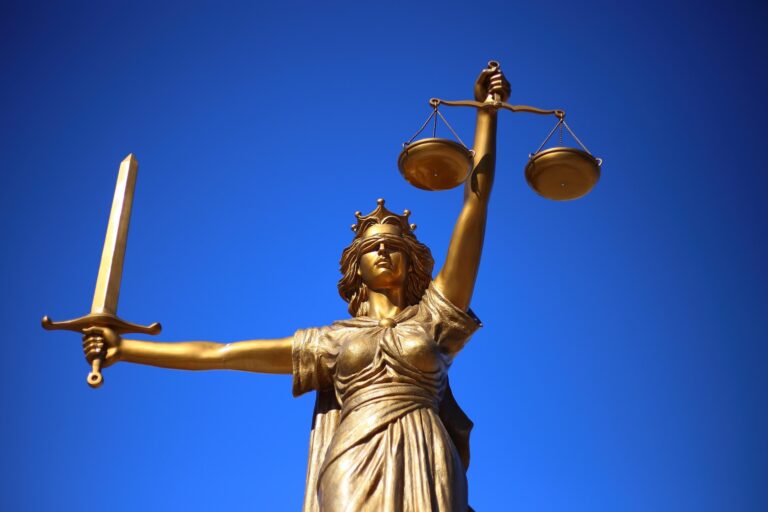 Des jugements controversés soulèvent des questions sur l’intégrité du système judiciaire.