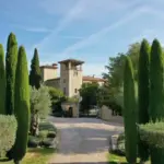 Hôtels d&rsquo;exception dans le Var attirent stars et voyageurs aisés