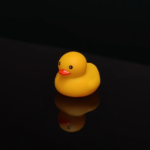 AWS acquiert DuckLabs, préservant le modèle open source de la startup.