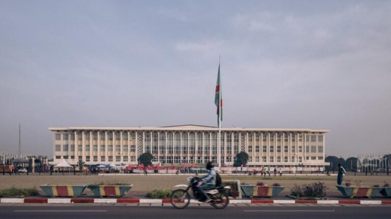 RDC : la loi référendaire renvoyée au Parlement, signes de décrispation politique.