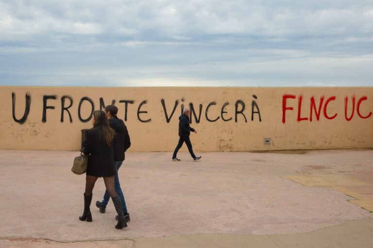 Indépendantisme corse : le FLNC-UC et ses revendications pour l’autonomie de la Corse
