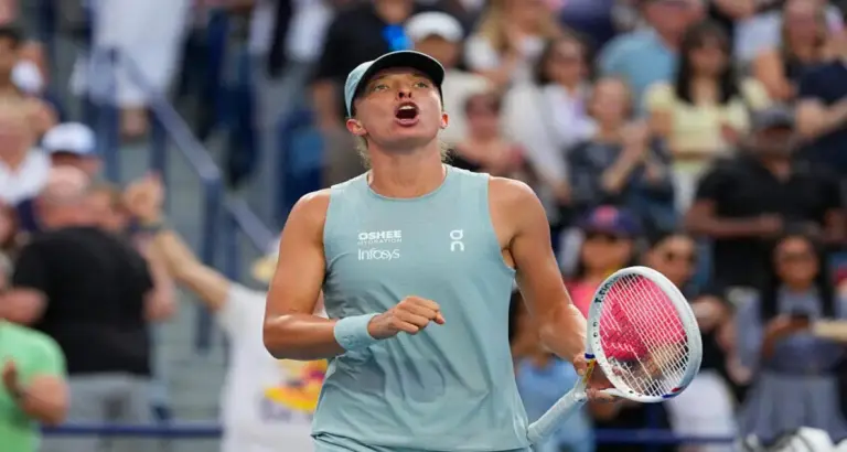 Iga Swiatek perd son titre à Toronto face à une concurrence accrue sur le circuit WTA.