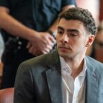 Meurtre d&rsquo;un patron d&rsquo;assurance : Mangione annonce un plaidoyer de culpabilité pour harcèlement.