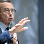 Retailleau accuse LFI d’être un « parti de collabos » lors de la campagne présidentielle.