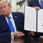 Trump renforce le contrôle des réseaux sociaux pour les demandeurs de visas aux États-Unis.
