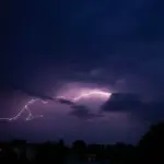 Orages en région parisienne : des dégâts importants, la situation reste maîtrisée