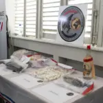 La Guyane française confrontée au narcotrafic, déclare le ministre David Amiel.