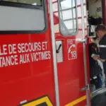 Une fillette sauvée par les pompiers après être restée suspendue à une fenêtre