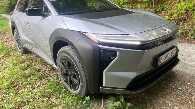 Toyota BZ4X Touring : un modèle inattendu dans le secteur automobile électrique.